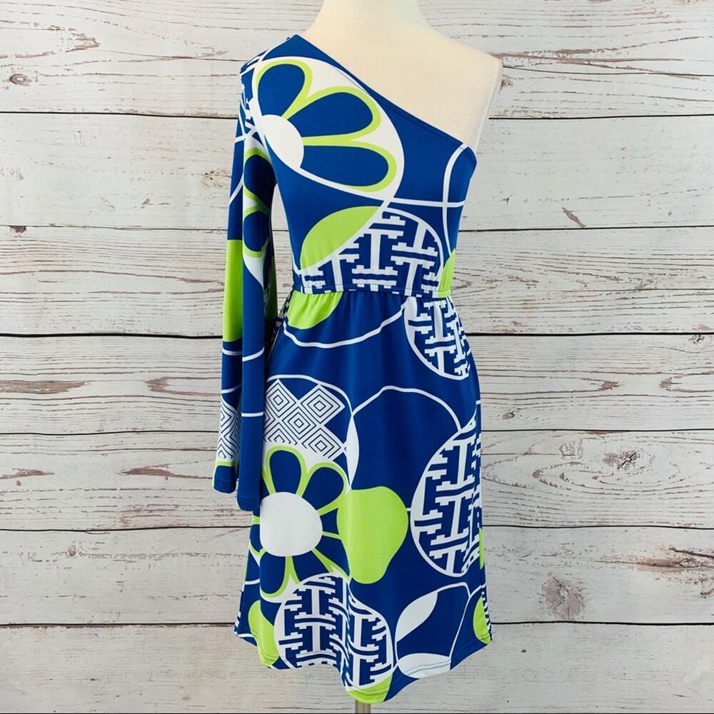 Tracy Negoshian single shoulder blue green white